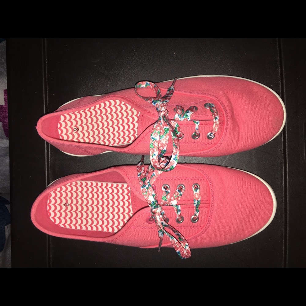 Women’s Coral Floral Laced Tennis Shoes